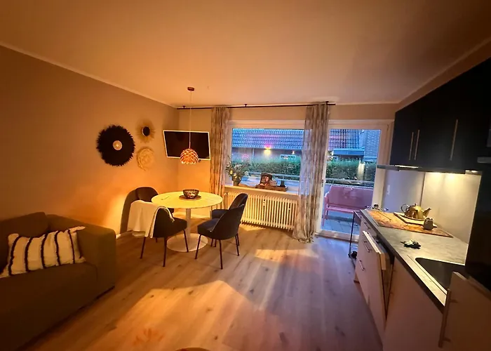 -Sweet Spot-Stylisch Strandnah Balkon PP Timmendorfer Strand